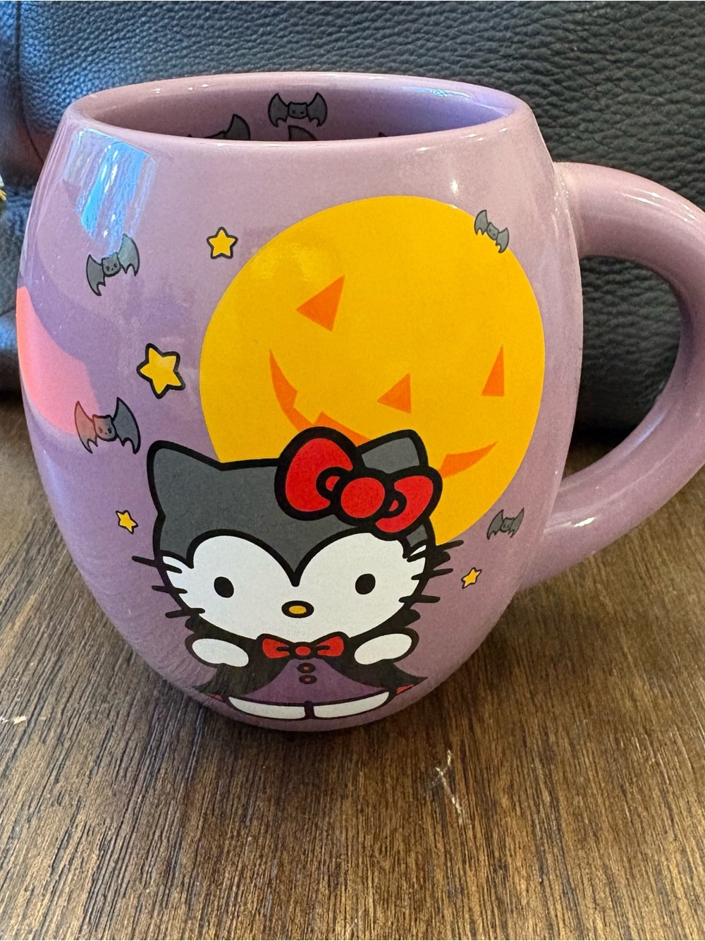 2013 Hello Kitty Halloween Dracula Jumbo 18 oz. Coffee Mug Sanrio Bats Moon Star